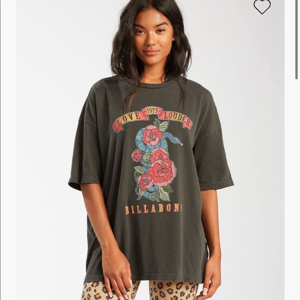 NWT Billabong Oversized Graphic Tee